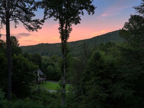 A home in Hiawassee