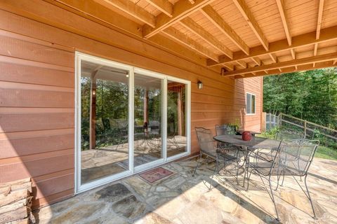 A home in Hayesville