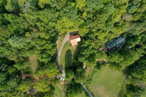 A home in Hayesville