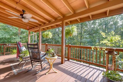 A home in Hayesville