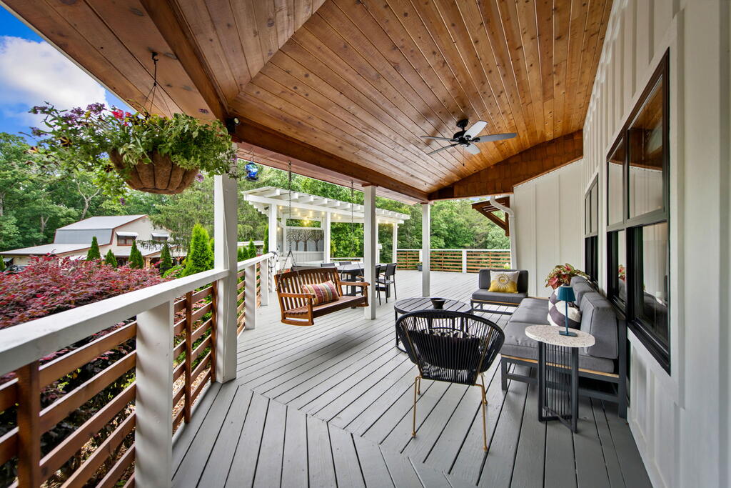 657 Campbell Camp Circle