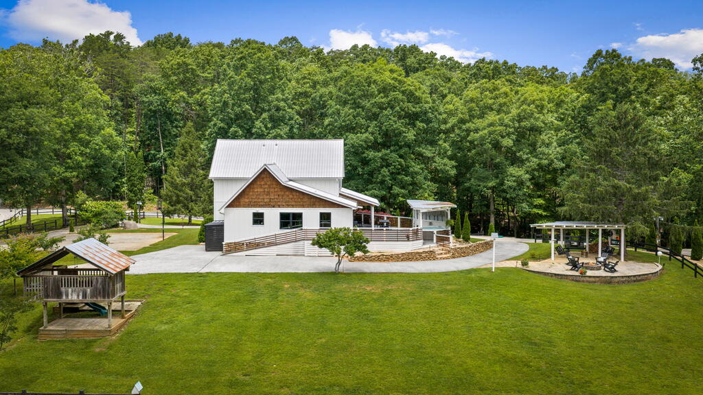 657 Campbell Camp Circle