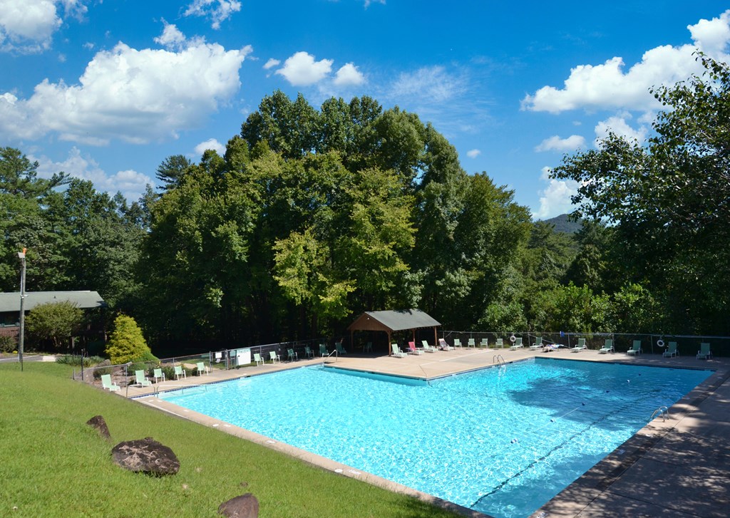 Ellijay, Georgia 30536, United States, 3 Bedrooms Bedrooms, ,3 BathroomsBathrooms,Residential,Active,59477