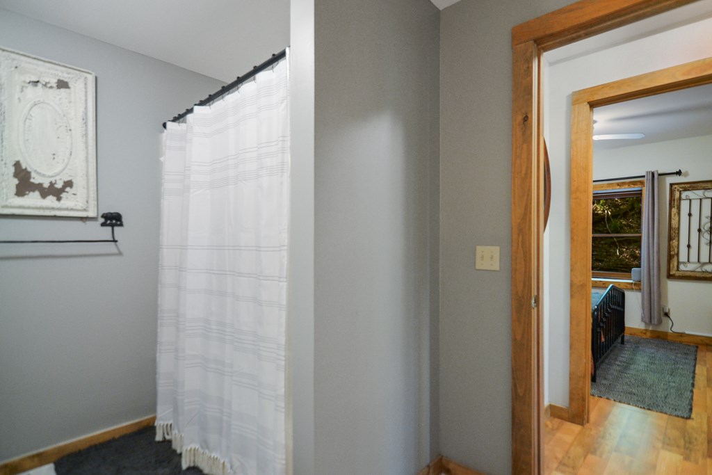 Ellijay, Georgia 30536, United States, 3 Bedrooms Bedrooms, ,3 BathroomsBathrooms,Residential,Active,59477