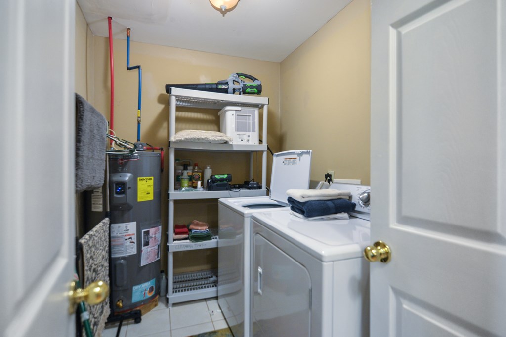 Ellijay, Georgia 30536, United States, 3 Bedrooms Bedrooms, ,3 BathroomsBathrooms,Residential,Active,59477