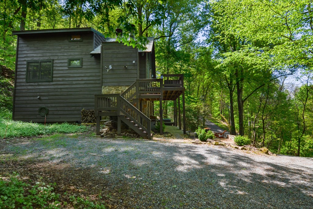 Ellijay, Georgia 30536, United States, 3 Bedrooms Bedrooms, ,3 BathroomsBathrooms,Residential,Active,59477