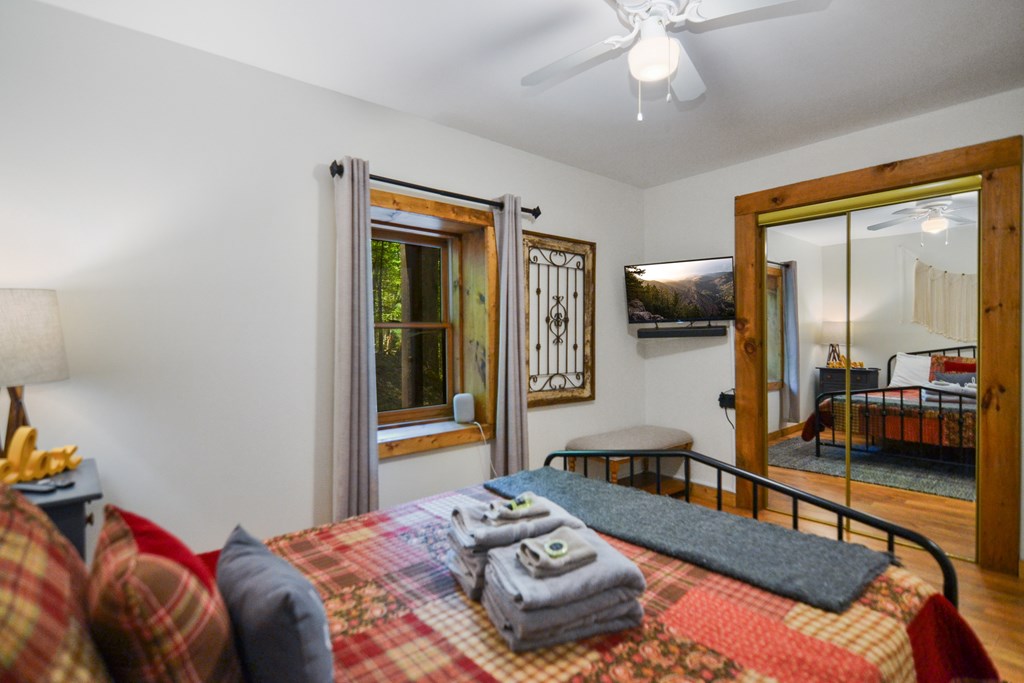 Ellijay, Georgia 30536, United States, 3 Bedrooms Bedrooms, ,3 BathroomsBathrooms,Residential,Active,59477