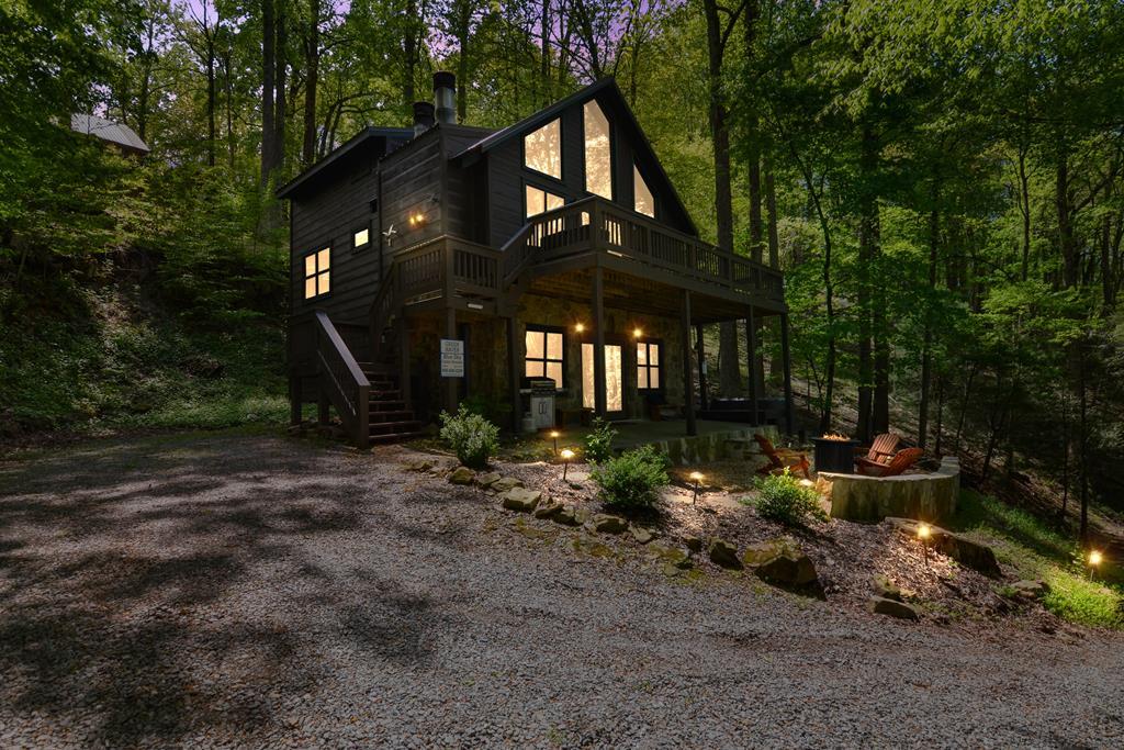 Ellijay, Georgia 30536, United States, 3 Bedrooms Bedrooms, ,3 BathroomsBathrooms,Residential,Active,59477