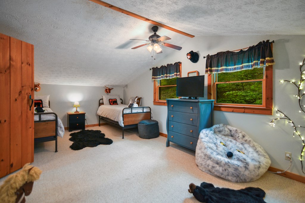 Ellijay, Georgia 30536, United States, 3 Bedrooms Bedrooms, ,3 BathroomsBathrooms,Residential,Active,59477