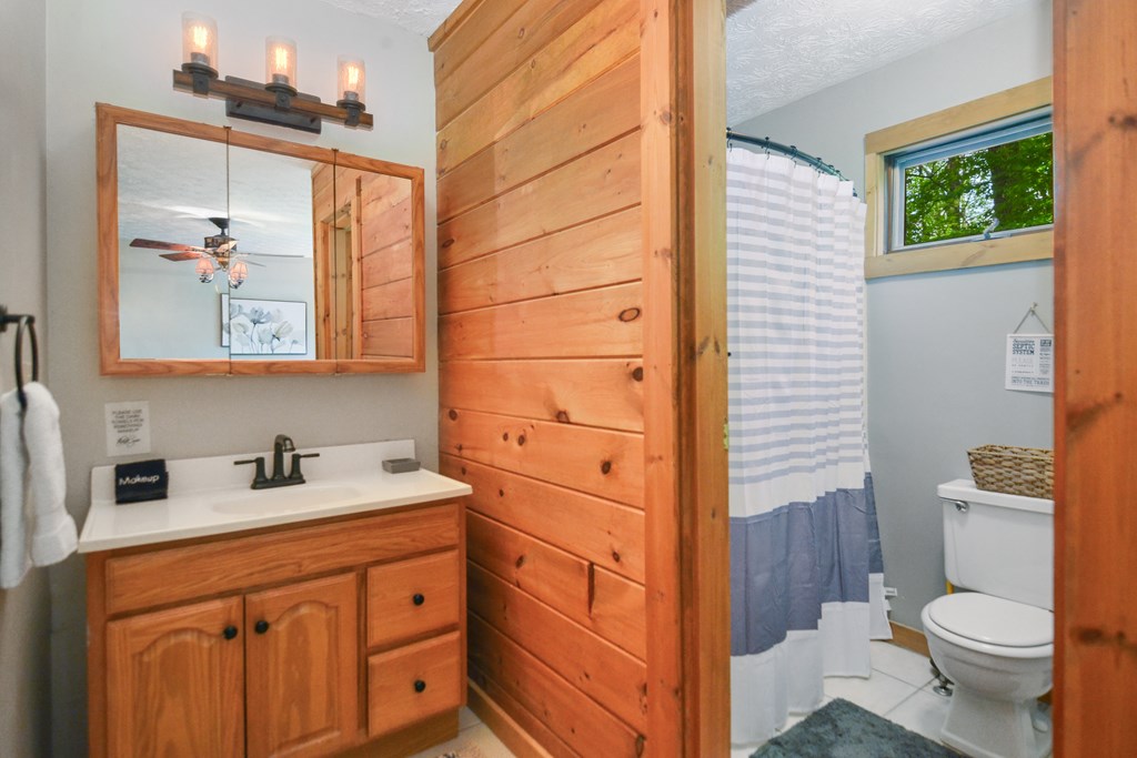 Ellijay, Georgia 30536, United States, 3 Bedrooms Bedrooms, ,3 BathroomsBathrooms,Residential,Active,59477