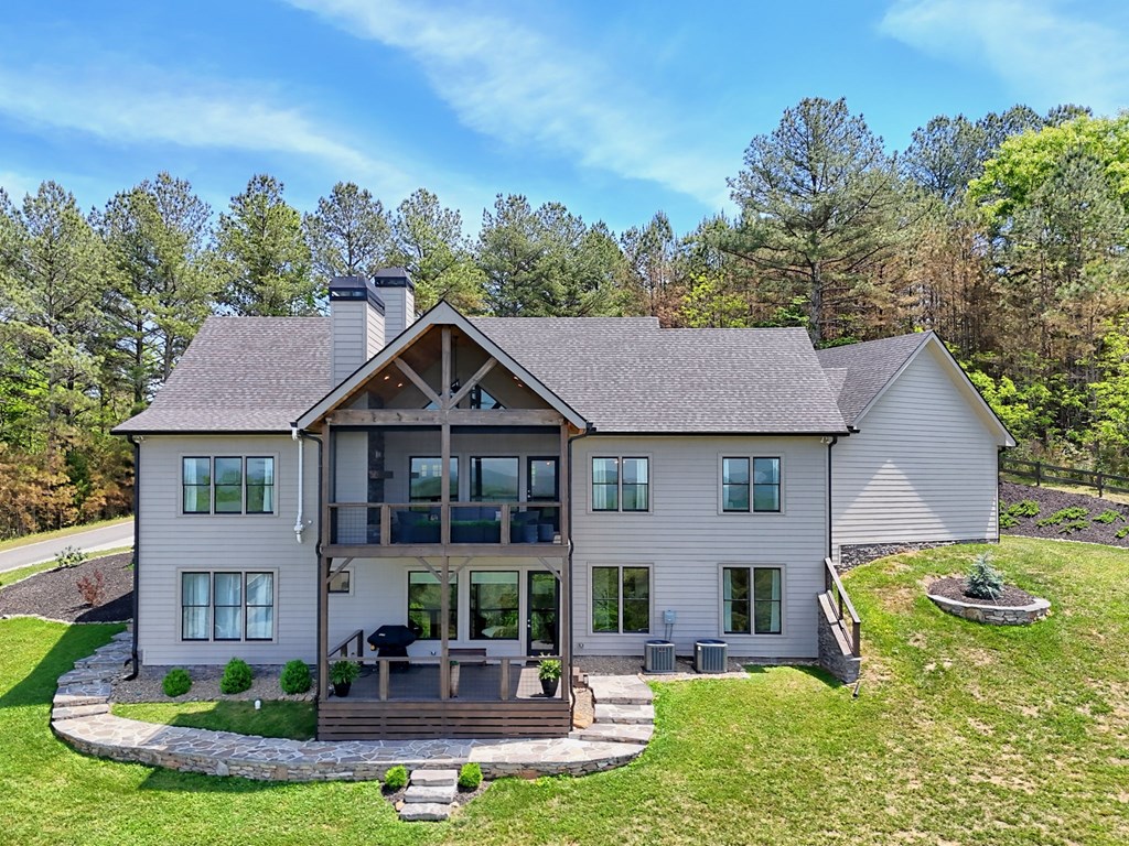 Blairsville, Georgia, 30512, United States, 4 Bedrooms Bedrooms, ,5 BathroomsBathrooms,Residential,Active,2019440