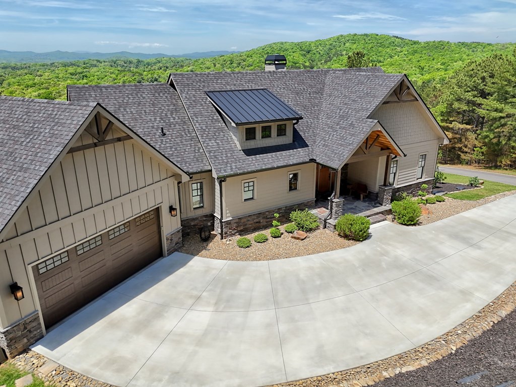 Blairsville, Georgia, 30512, United States, 4 Bedrooms Bedrooms, ,5 BathroomsBathrooms,Residential,Active,2019440