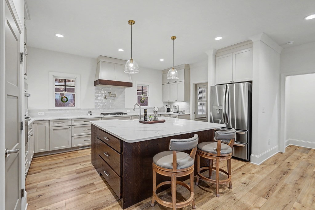 Blairsville, Georgia, 30512, United States, 4 Bedrooms Bedrooms, ,5 BathroomsBathrooms,Residential,Active,2019440