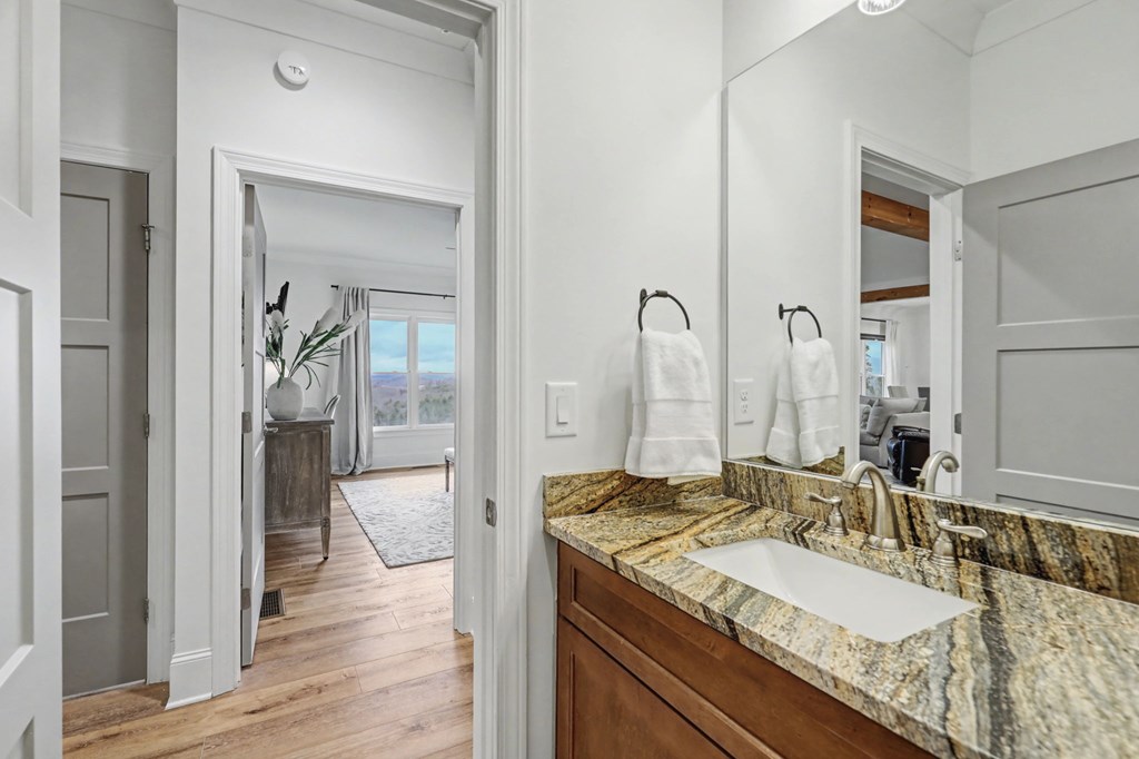Blairsville, Georgia, 30512, United States, 4 Bedrooms Bedrooms, ,5 BathroomsBathrooms,Residential,Active,2019440
