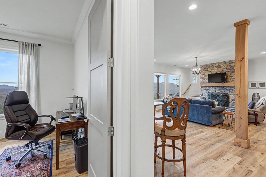 Blairsville, Georgia, 30512, United States, 4 Bedrooms Bedrooms, ,5 BathroomsBathrooms,Residential,Active,2019440