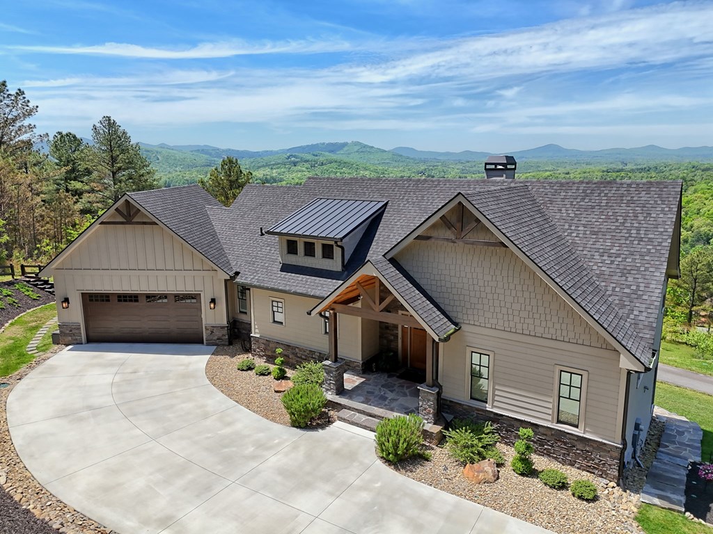 Blairsville, Georgia, 30512, United States, 4 Bedrooms Bedrooms, ,5 BathroomsBathrooms,Residential,Active,2019440