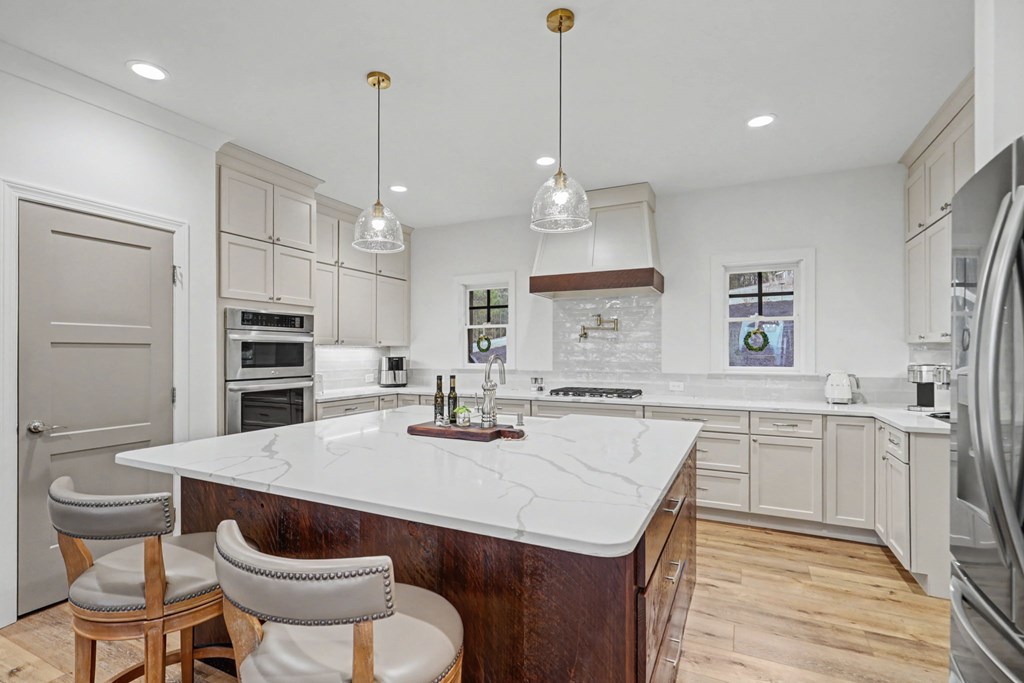 Blairsville, Georgia, 30512, United States, 4 Bedrooms Bedrooms, ,5 BathroomsBathrooms,Residential,Active,2019440