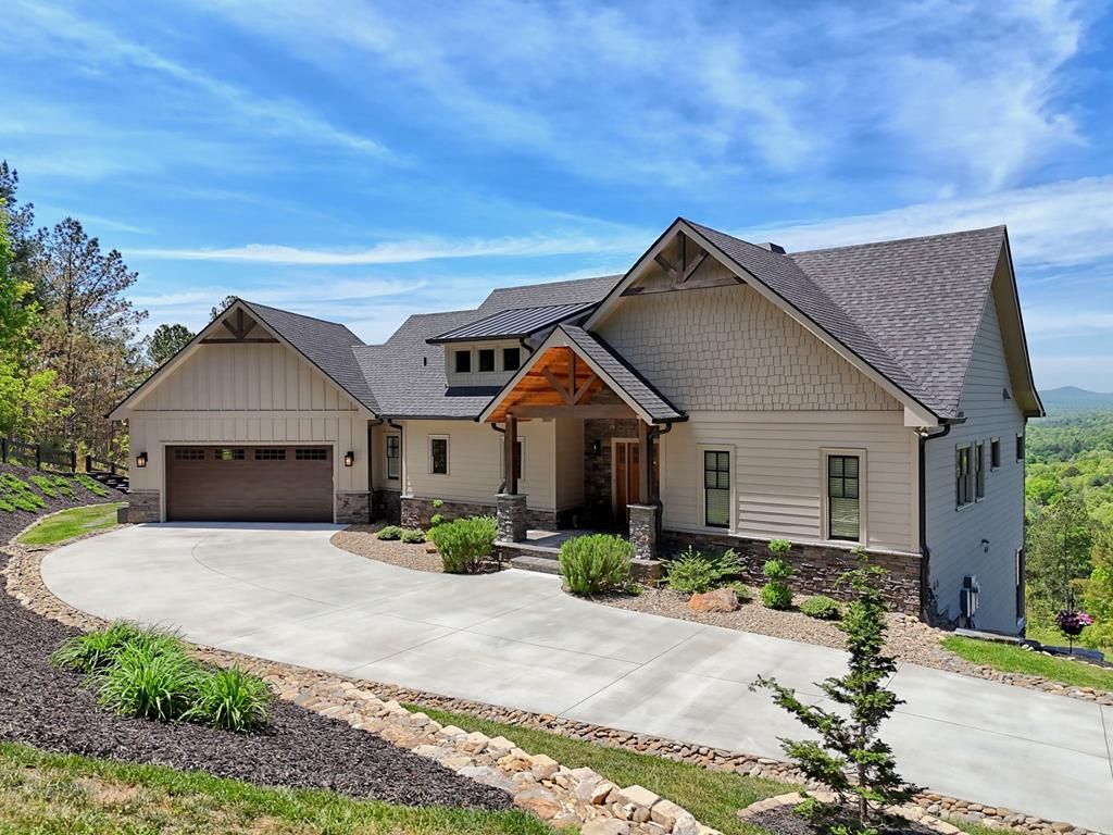 Blairsville, Georgia, 30512, United States, 4 Bedrooms Bedrooms, ,5 BathroomsBathrooms,Residential,Active,2019440