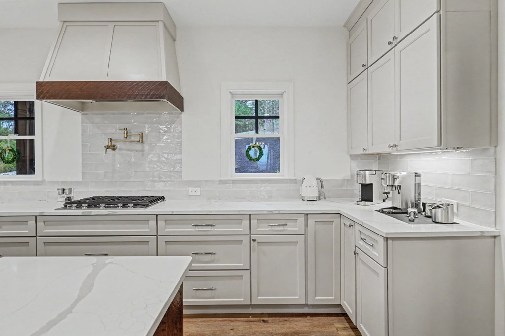 Blairsville, Georgia, 30512, United States, 4 Bedrooms Bedrooms, ,5 BathroomsBathrooms,Residential,Active,2019440