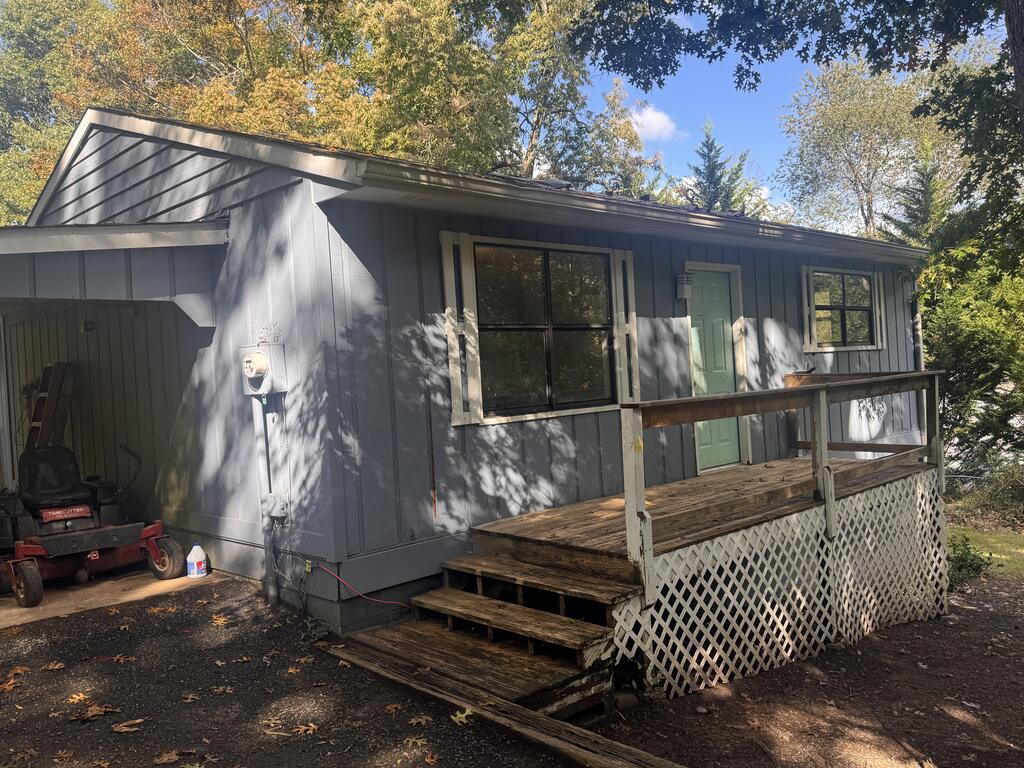 434 Hollow Hill Road