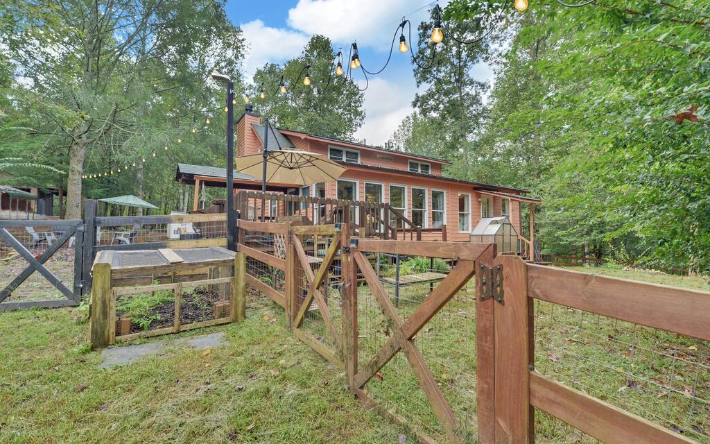 75 Farley Court