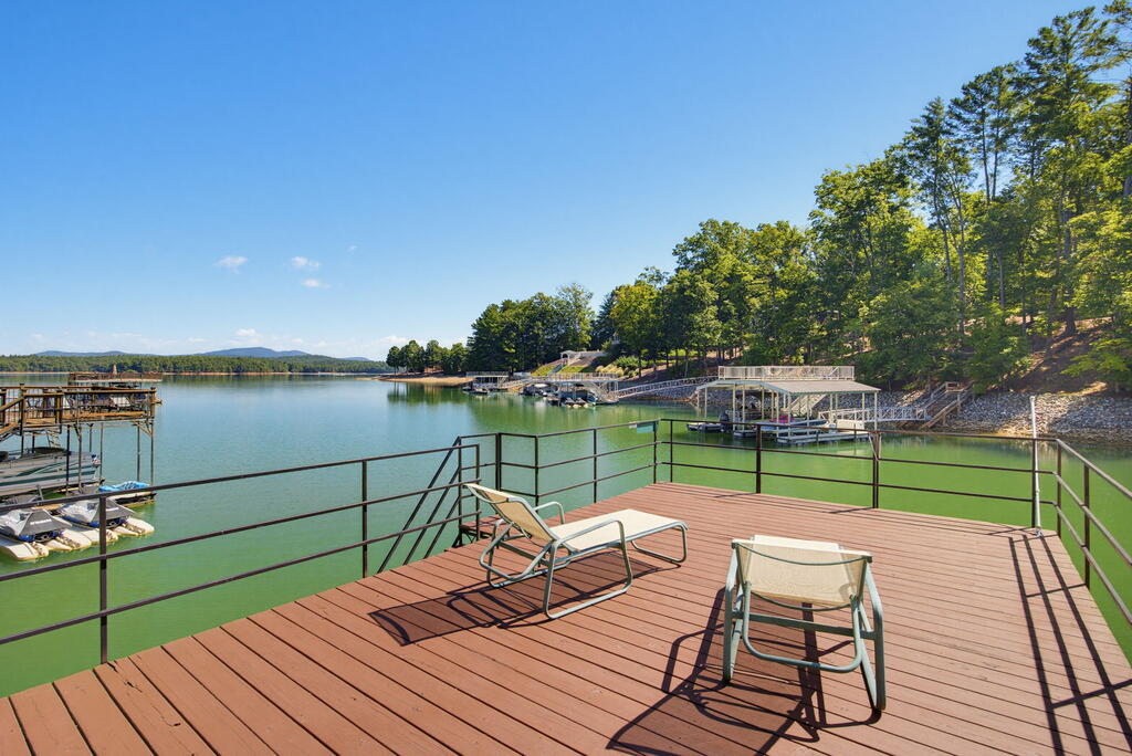 406 Arrowood Pointe