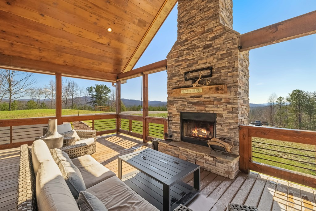 102 High Meadows Trail