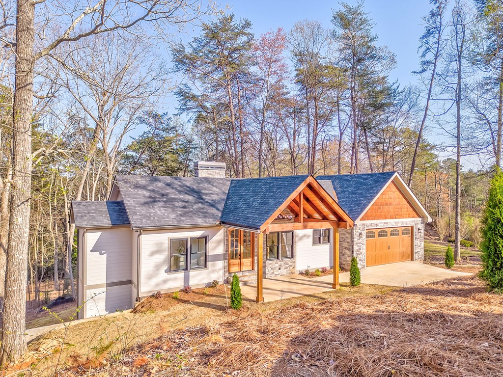 114 Vista Heights Drive