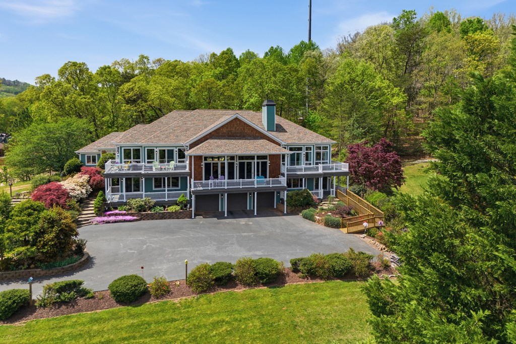 1526 Cedar View Lane