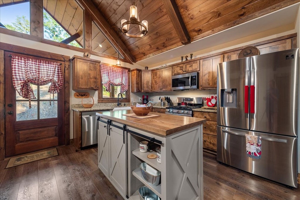 155 Hawks Ridge Drive