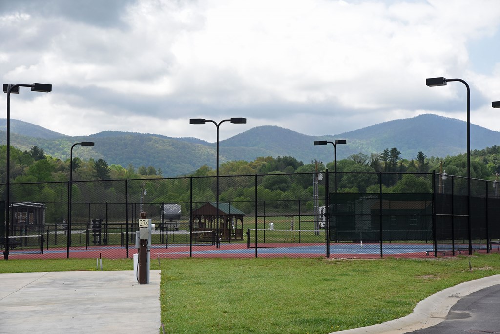 LT 278 Foggy Mountain Road