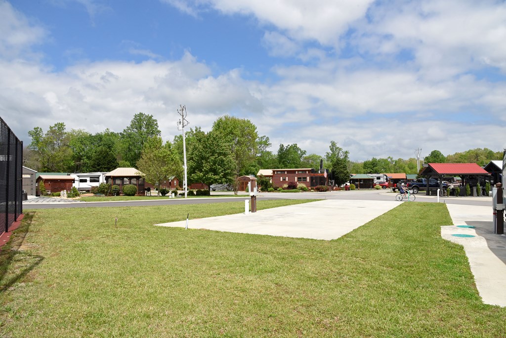 LT 278 Foggy Mountain Road