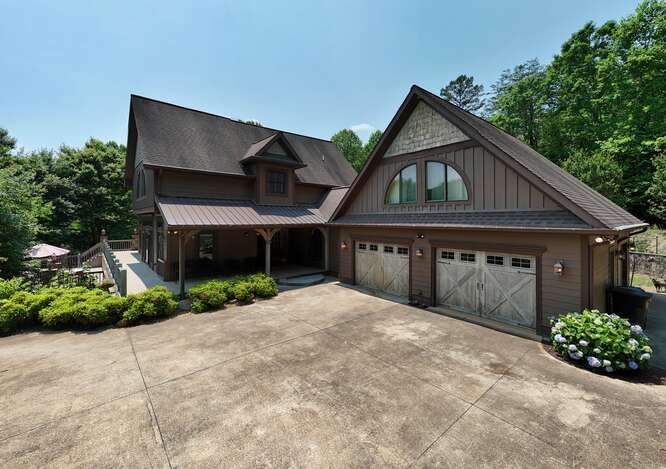 115 Dawsons Lane