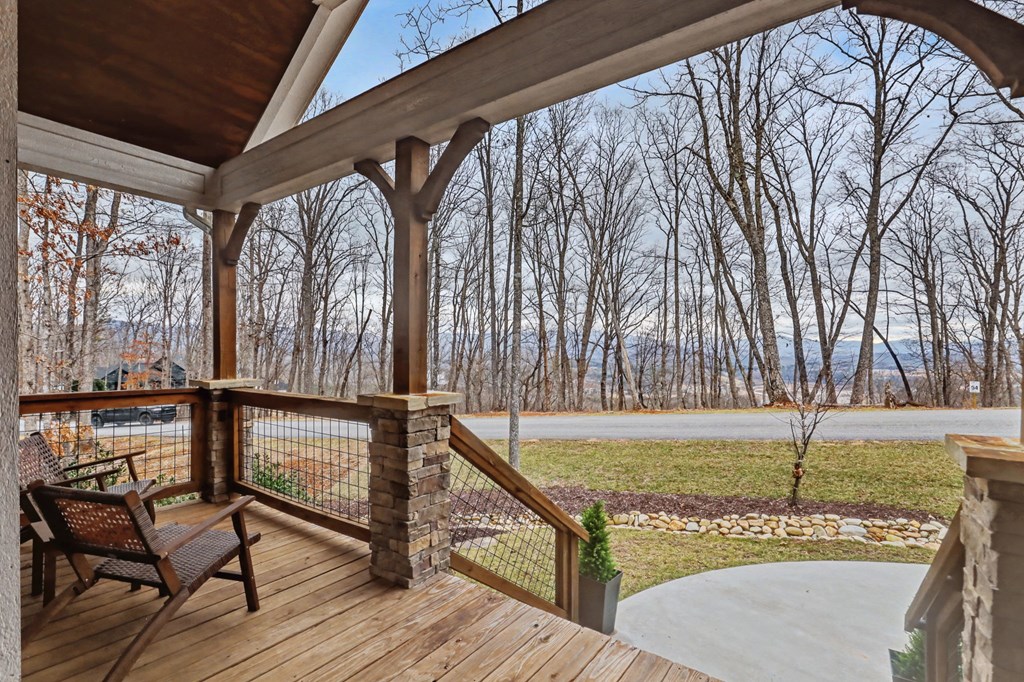 Blairsville, Georgia, 30512, United States, 4 Bedrooms Bedrooms, ,4 BathroomsBathrooms,Residential,Active,2019454