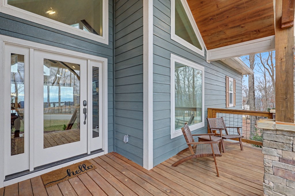 Blairsville, Georgia, 30512, United States, 4 Bedrooms Bedrooms, ,4 BathroomsBathrooms,Residential,Active,2019454