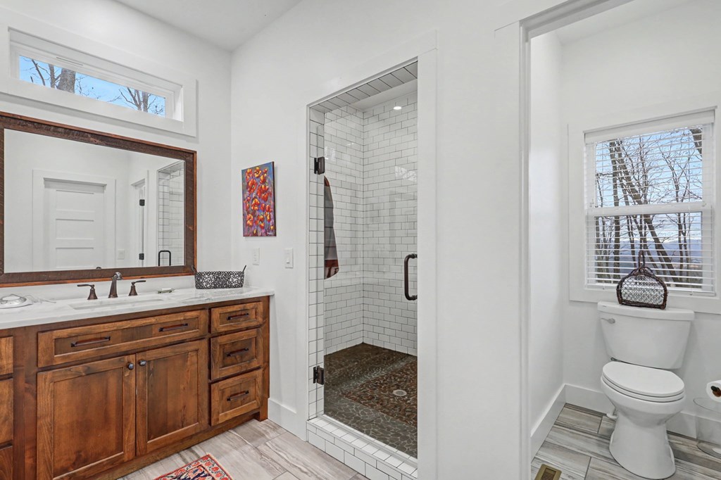 Blairsville, Georgia, 30512, United States, 4 Bedrooms Bedrooms, ,4 BathroomsBathrooms,Residential,Active,2019454