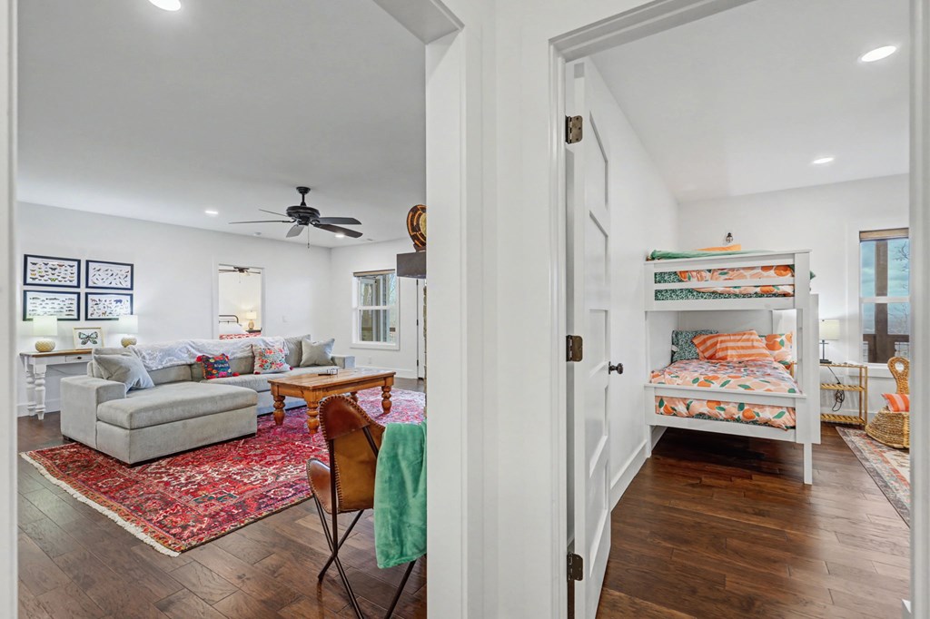 Blairsville, Georgia, 30512, United States, 4 Bedrooms Bedrooms, ,4 BathroomsBathrooms,Residential,Active,2019454