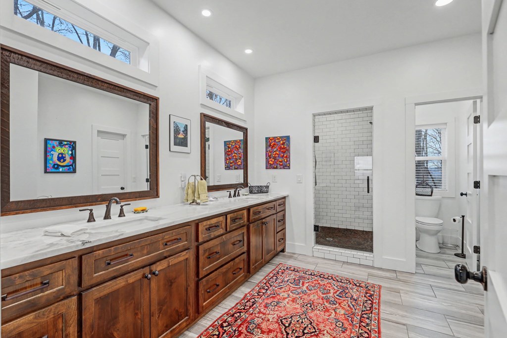 Blairsville, Georgia, 30512, United States, 4 Bedrooms Bedrooms, ,4 BathroomsBathrooms,Residential,Active,2019454
