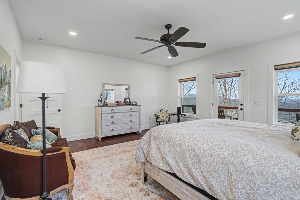 Blairsville, Georgia, 30512, United States, 4 Bedrooms Bedrooms, ,4 BathroomsBathrooms,Residential,Active,2019454
