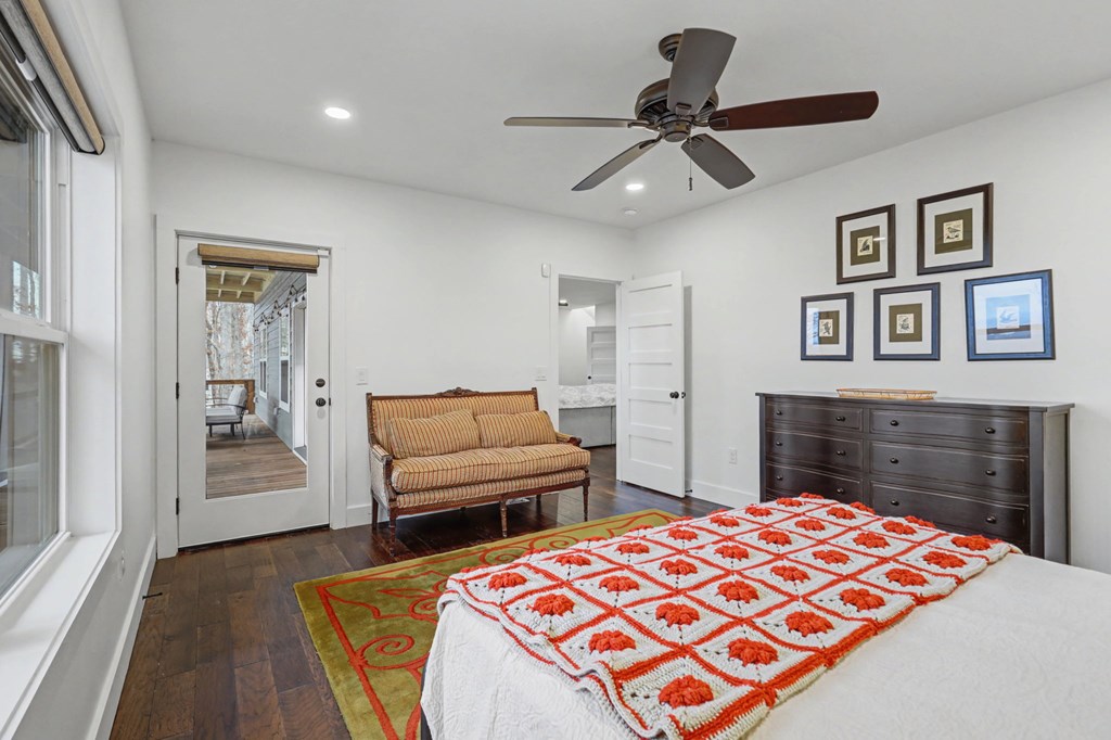 Blairsville, Georgia, 30512, United States, 4 Bedrooms Bedrooms, ,4 BathroomsBathrooms,Residential,Active,2019454
