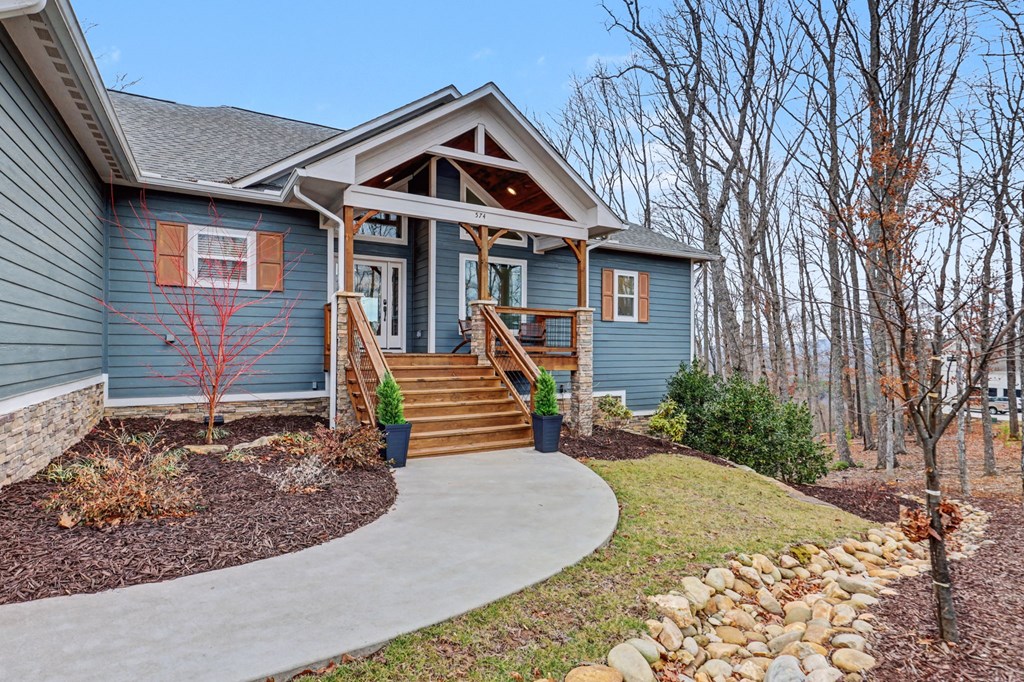 Blairsville, Georgia, 30512, United States, 4 Bedrooms Bedrooms, ,4 BathroomsBathrooms,Residential,Active,2019454