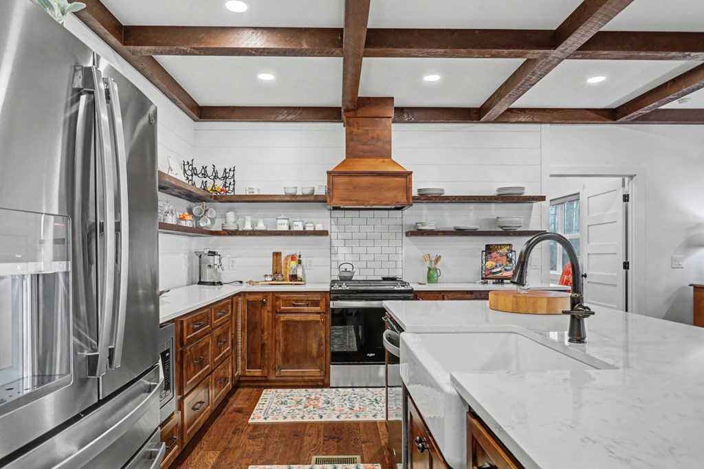 Blairsville, Georgia, 30512, United States, 4 Bedrooms Bedrooms, ,4 BathroomsBathrooms,Residential,Active,2019454