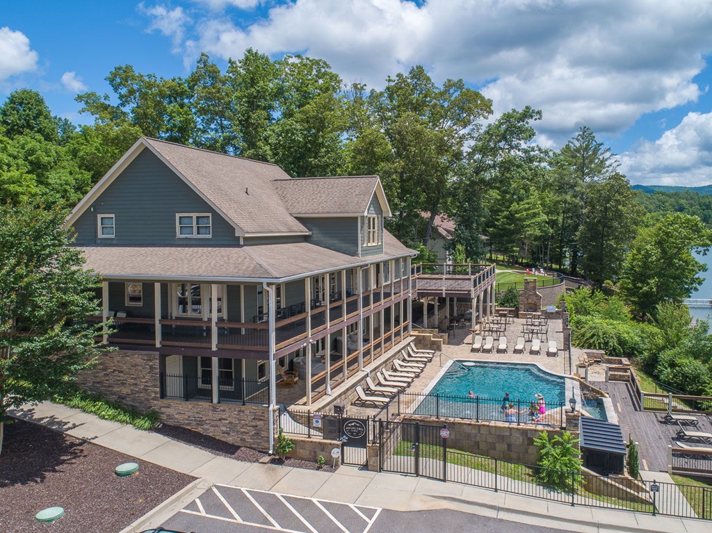 Blairsville, Georgia, 30512, United States, 4 Bedrooms Bedrooms, ,4 BathroomsBathrooms,Residential,Active,2019454