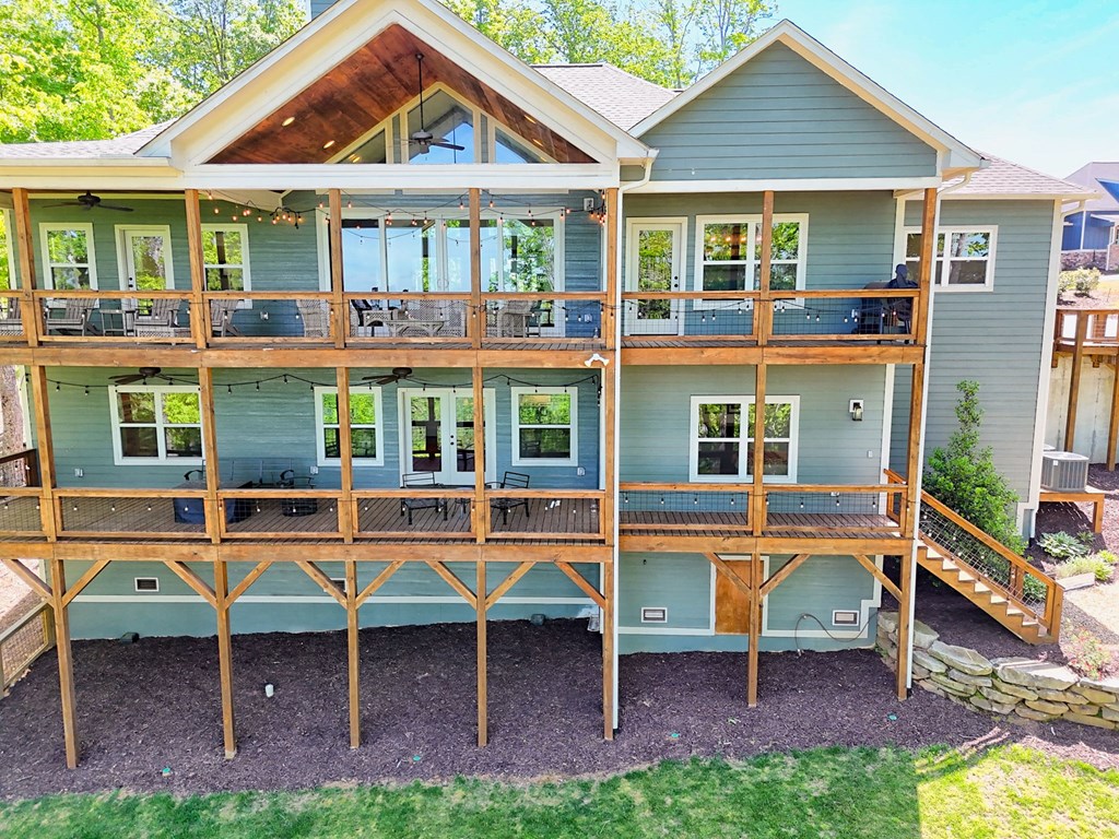 Blairsville, Georgia, 30512, United States, 4 Bedrooms Bedrooms, ,4 BathroomsBathrooms,Residential,Active,2019454