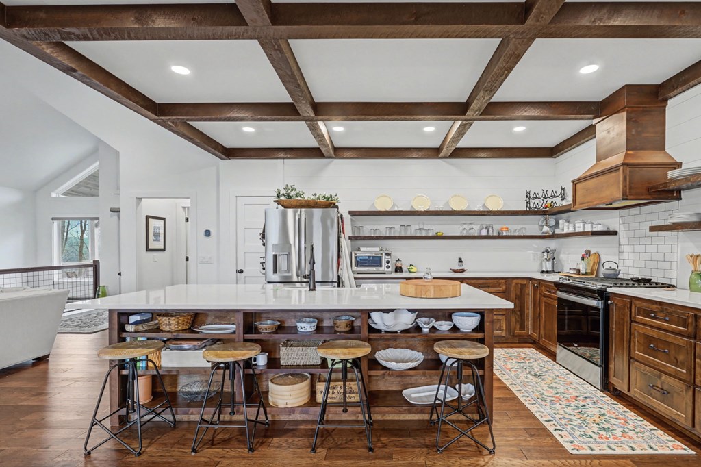 Blairsville, Georgia, 30512, United States, 4 Bedrooms Bedrooms, ,4 BathroomsBathrooms,Residential,Active,2019454
