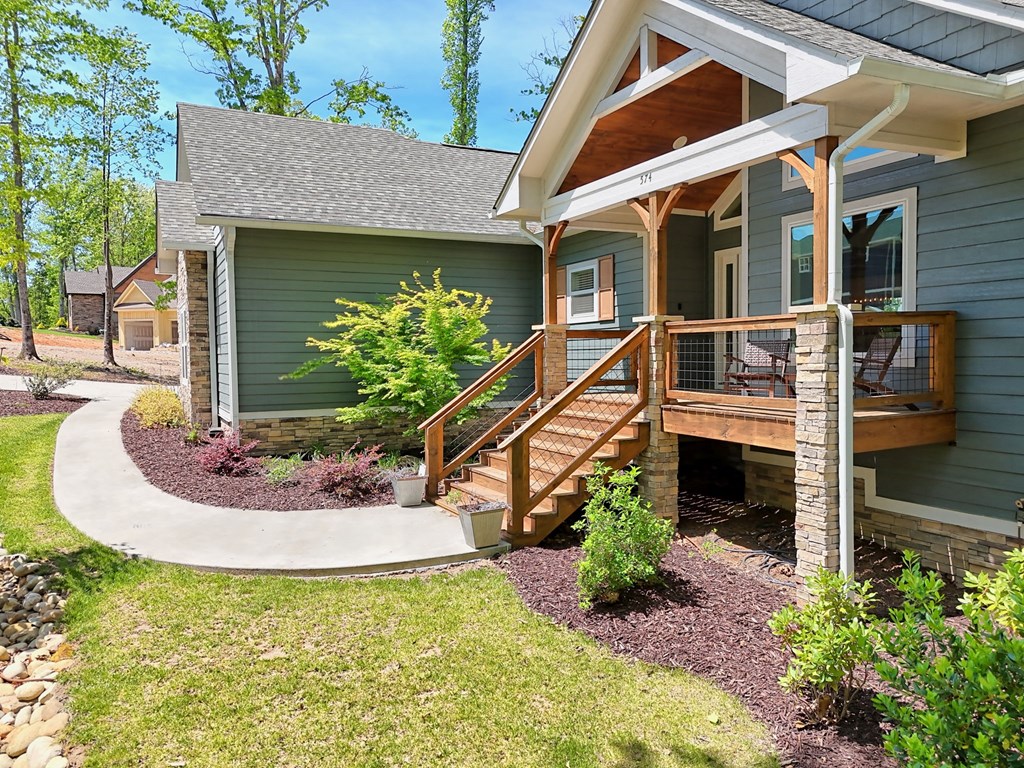 Blairsville, Georgia, 30512, United States, 4 Bedrooms Bedrooms, ,4 BathroomsBathrooms,Residential,Active,2019454