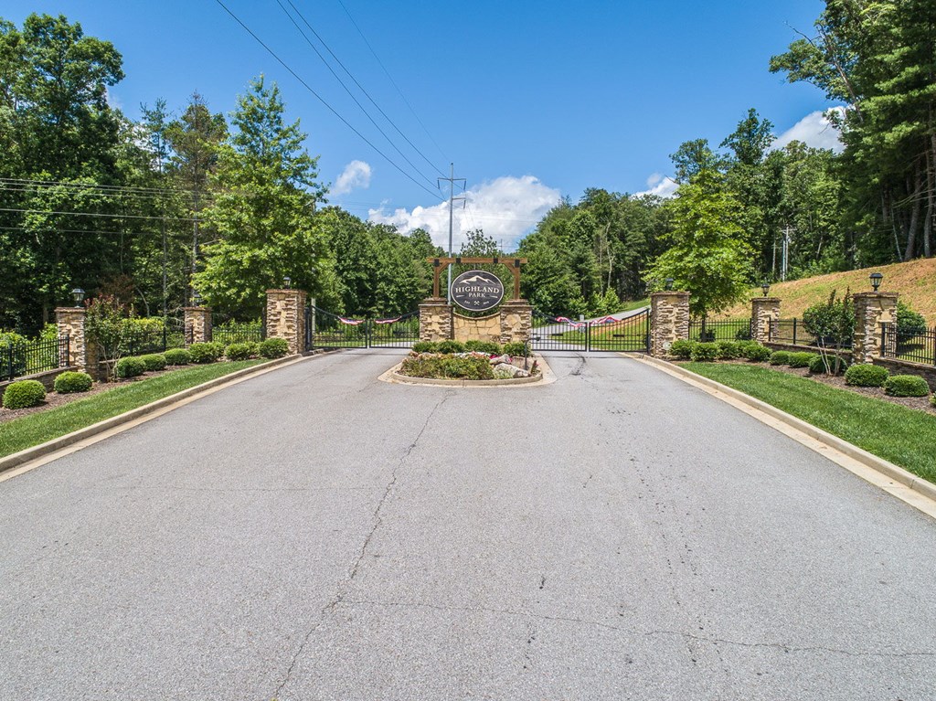 Blairsville, Georgia, 30512, United States, 4 Bedrooms Bedrooms, ,4 BathroomsBathrooms,Residential,Active,2019454