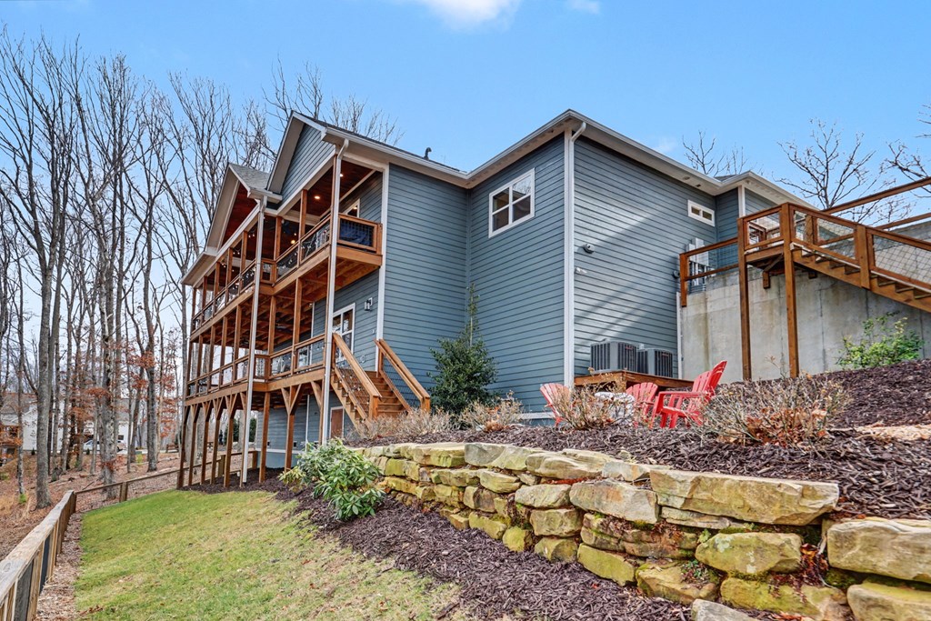 Blairsville, Georgia, 30512, United States, 4 Bedrooms Bedrooms, ,4 BathroomsBathrooms,Residential,Active,2019454