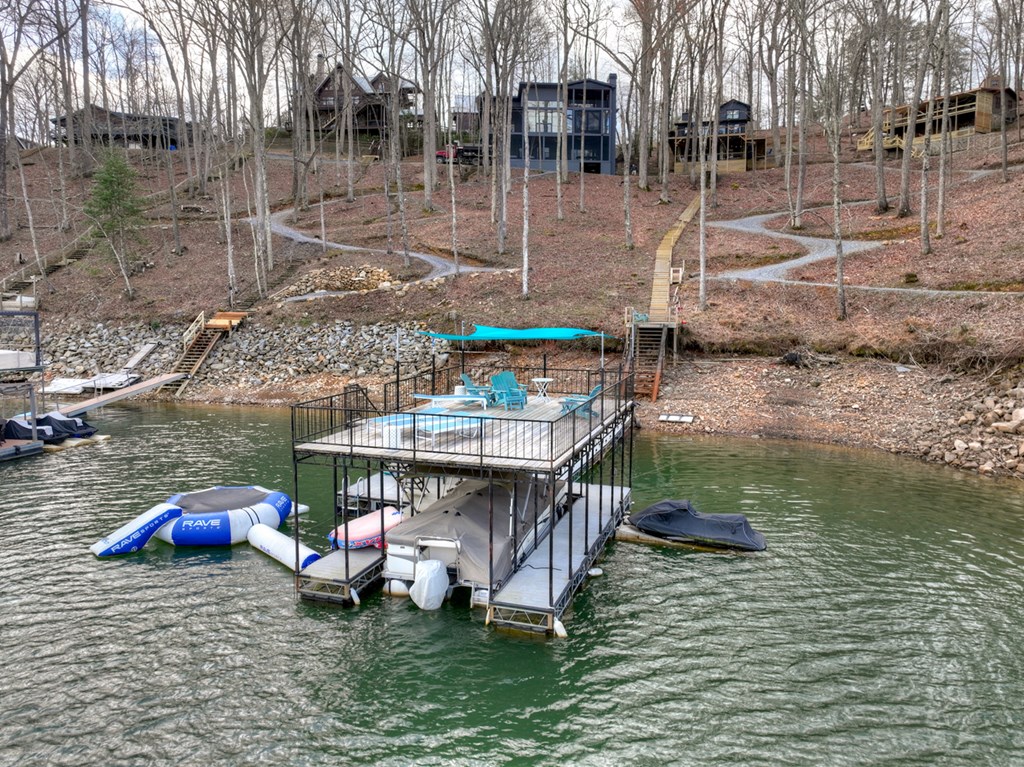 Blue Ridge, Georgia, 30513, United States, 3 Bedrooms Bedrooms, ,3 BathroomsBathrooms,Residential,Active,2029742