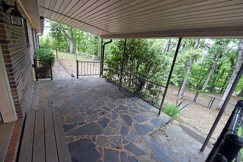 A home in Mccaysville